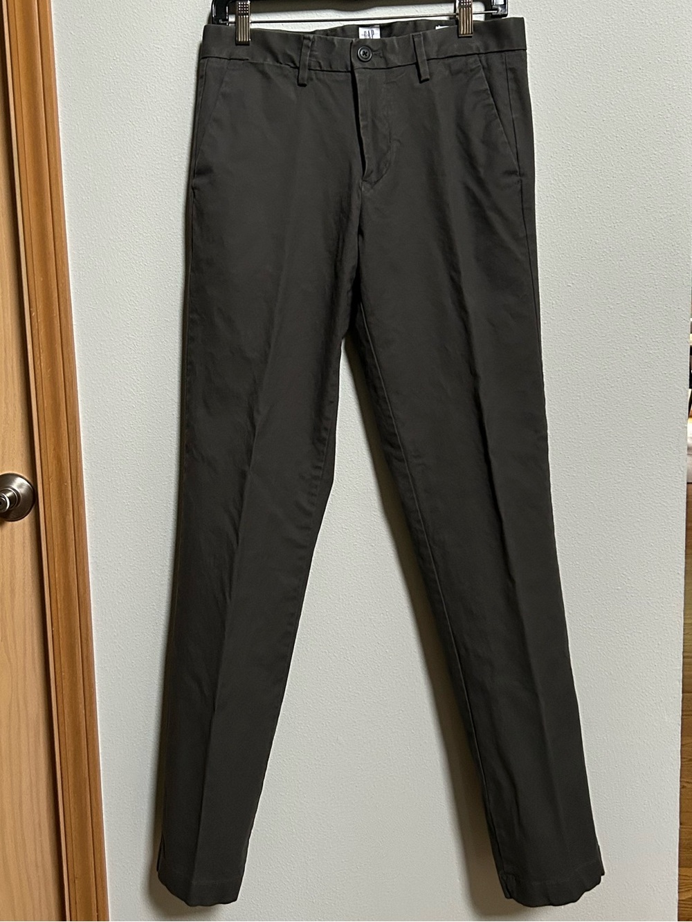 GAP For Good Men’s Chino Slacks 29x34 Straight